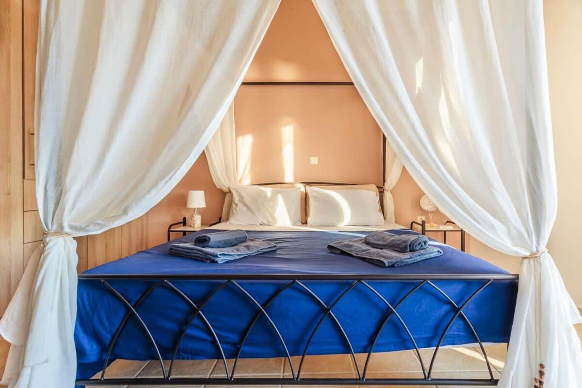 Mani Panoramic Seaviews - Luxury Summer Haven Lévktron 外观 照片